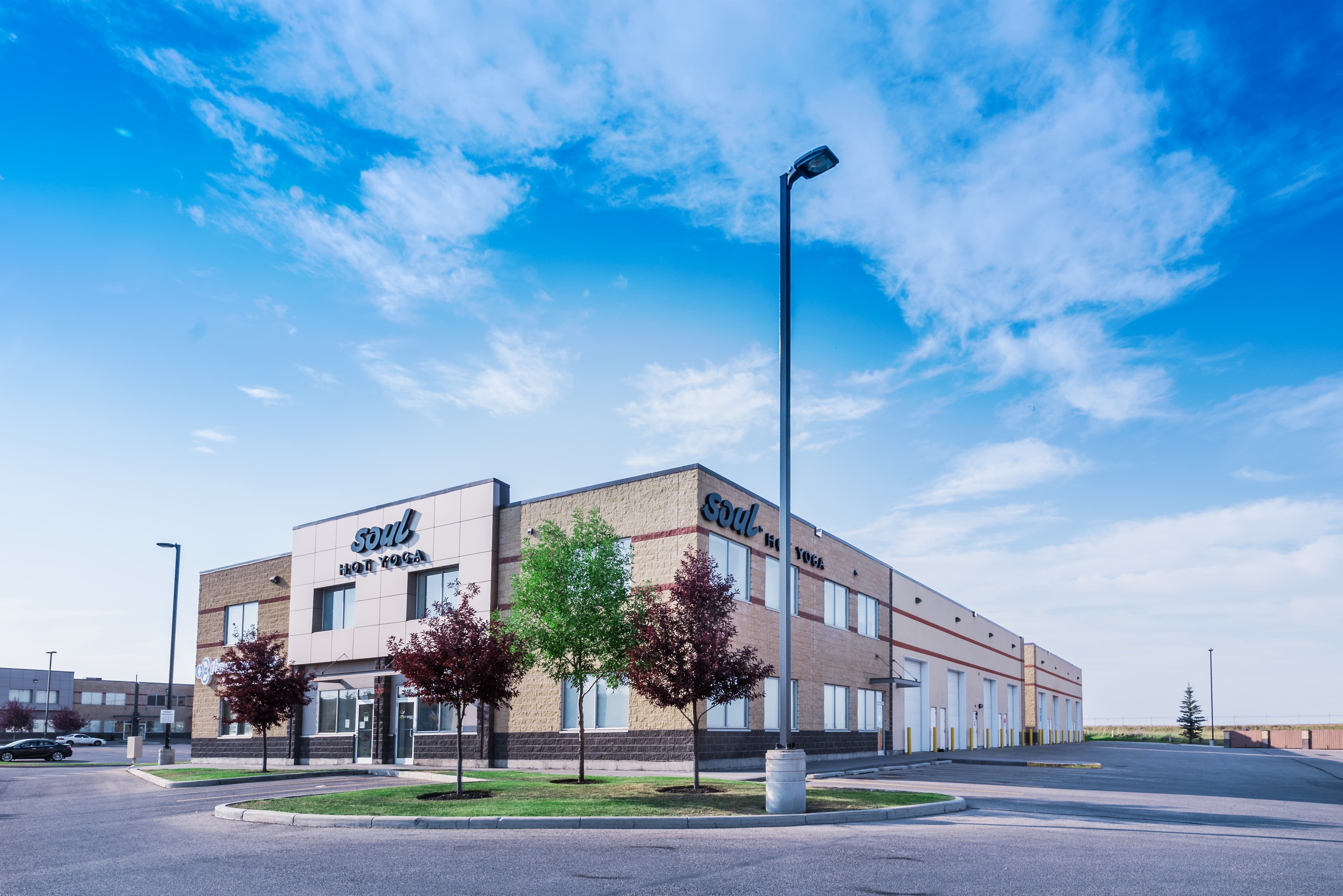 200, 5126 – 126 Avenue SE, Calgary, AB